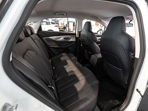 BAIC U5 Plus Люкс 1.5 CVT