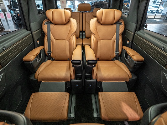 Toyota Alphard HEV 2.5h CVT Black