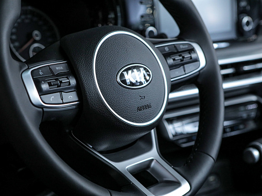 Kia K5 Comfort 2.0 AT 150 л.c. авт. бензин